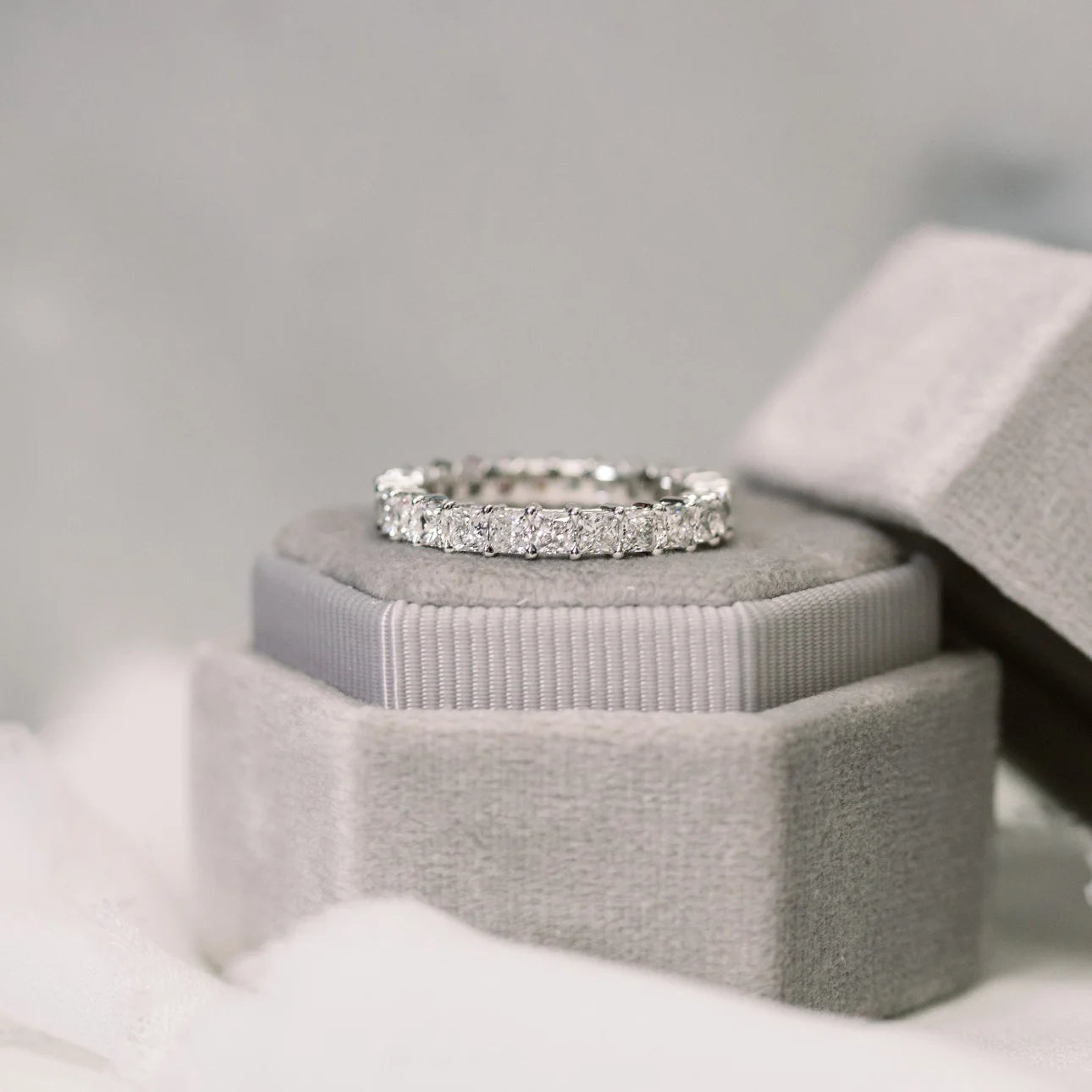 #Color_White Gold