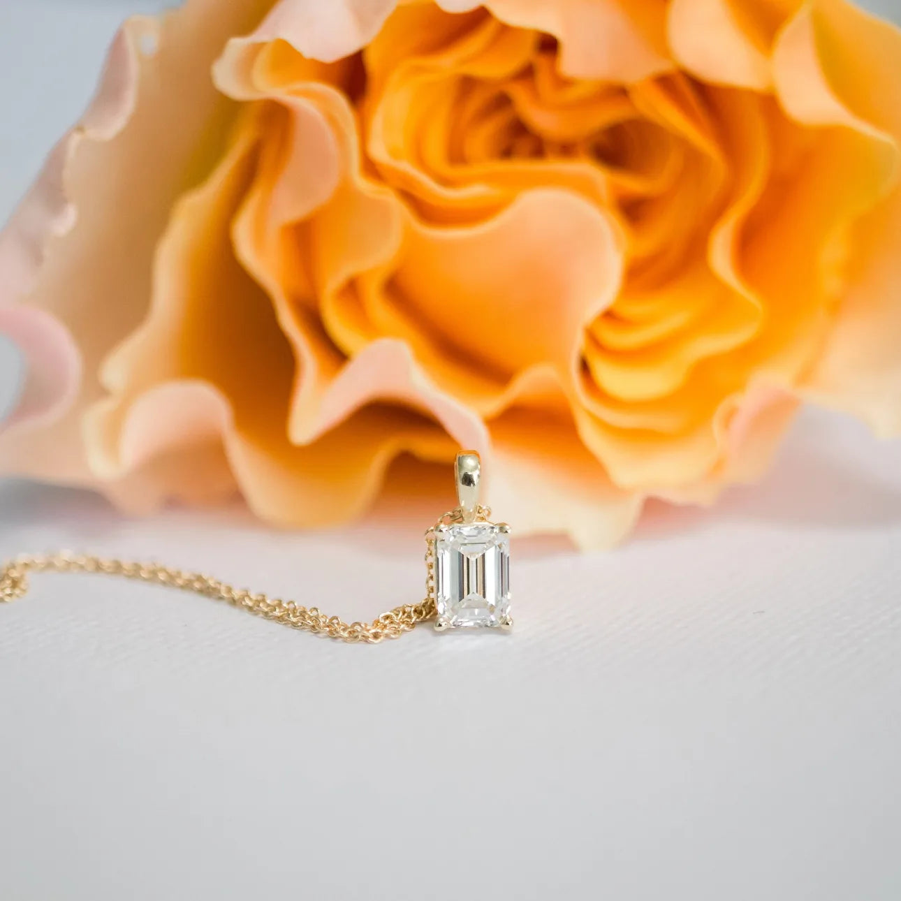 #Color_Yellow Gold