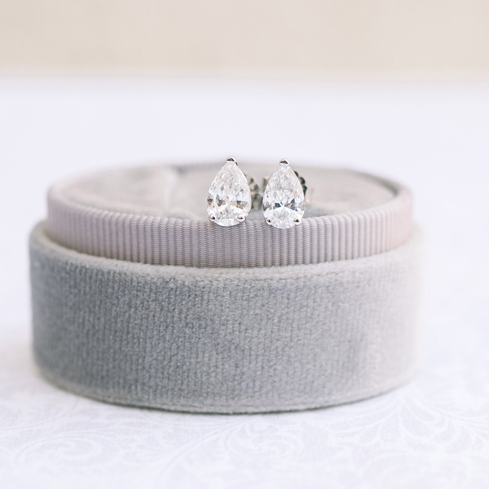 Pear Lab Grown Diamond Stud Solitaire Earrings, EF Color, VS Clarity, IGI Certified