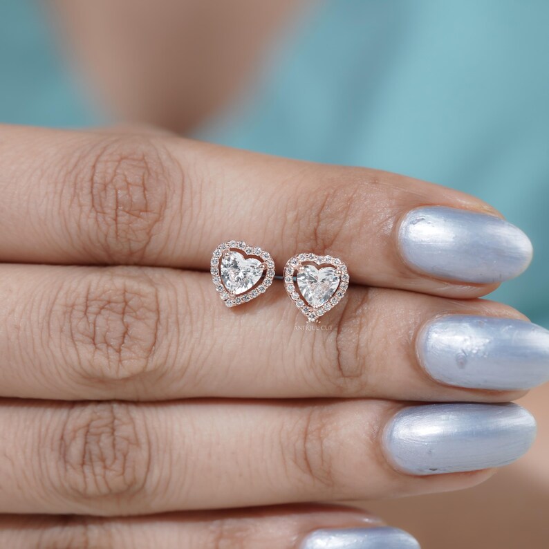 IGI certified heart shaped diamond earrings with rose gold setting