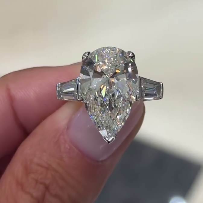 Pear 7.00ct Lab Grown Diamond Ring with 2.00ct Baguette Side Stones | IGI Certified F VS1 | Platinum Engagement Ring