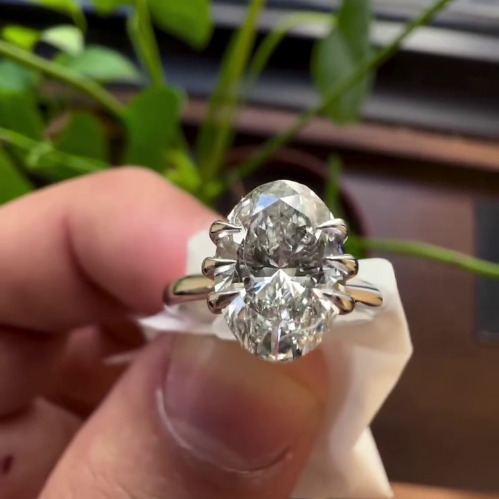 Oval 1.50tcw Lab Grown Diamond Six Prong Solitaire Engagement Ring, D-E-F Color, VVS-VS Clarity