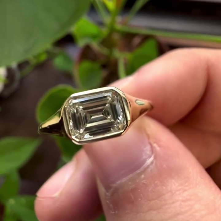 Emerald 1.00ct Lab Grown Diamond Bezel Ring, D-E-F Color, VVS-VS Clarity - IGI Certificate