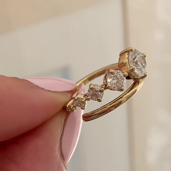 Round 0.80tcw Lab Grown Diamond Unique Five Stone Bypass Engagement Ring, D-E-F Color, VVS-VS Clarity