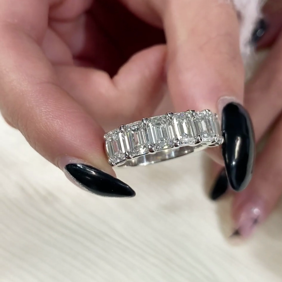 3.60tcw Emerald Lab-Grown Diamond Wedding Band | Six Stone | DEF Color VVS–VS Clarity