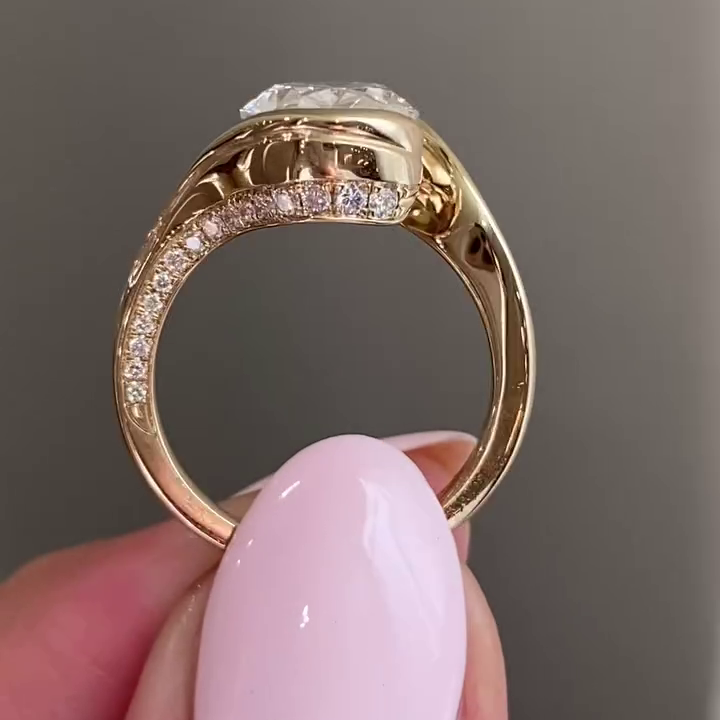 Oval 3.50tcw Lab-grown Diamond Unique Bypass Style Engagement Ring, D-E-F Color, VVS-VS Clarity