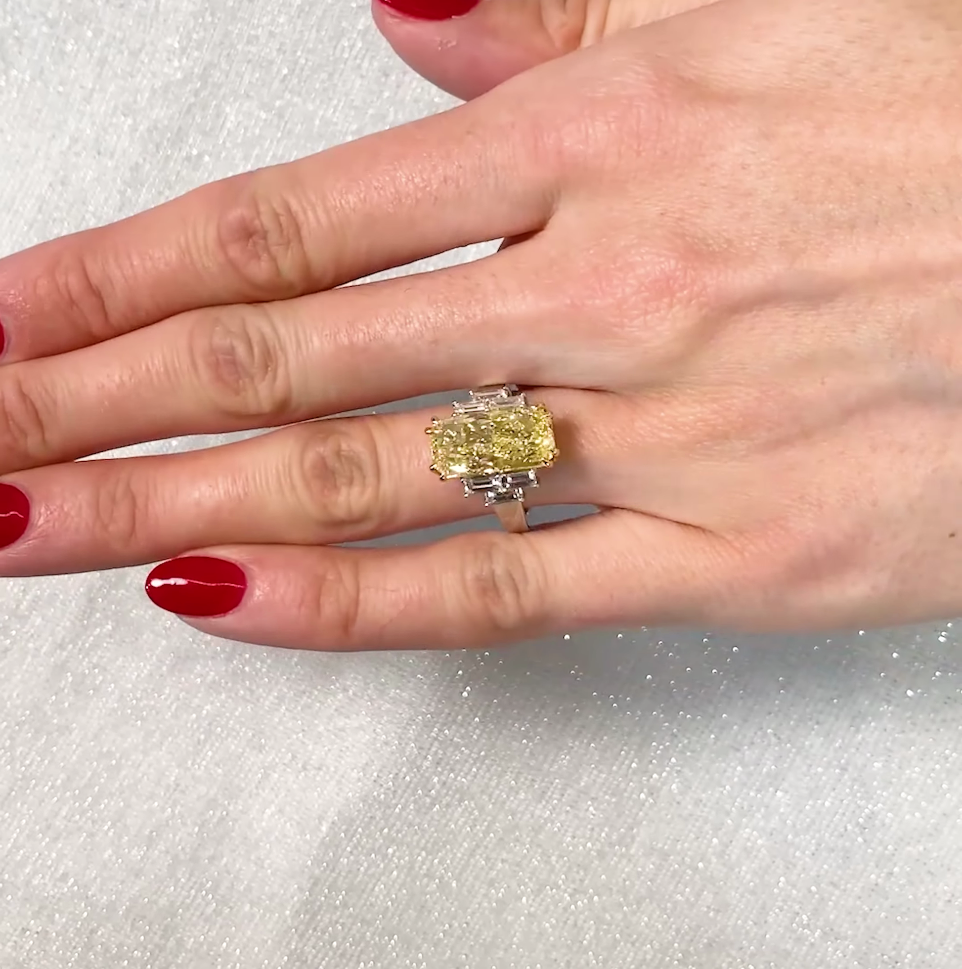Radiant 6.00tcw Fancy Yellow Lab Diamond Ring | VVS–VS | IGI Certified Gold Ring