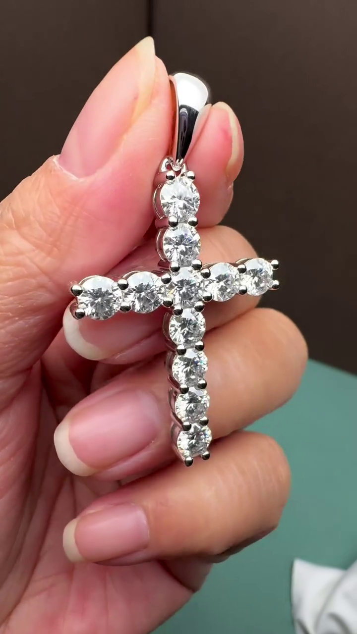 Round 3.30tcw Lab Diamond Cross Pendant Necklace | IGI Certified | EF VS | Custom Gold