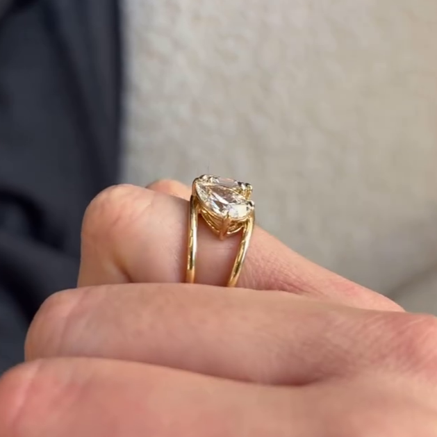 Pear & Asscher 3.00tcw Lab Diamond Ring | Toi et Moi | Wave Band | IGI Certified | D-E-F | VVS–VS