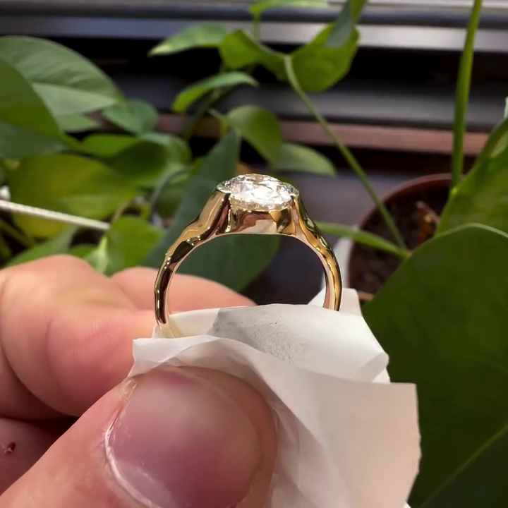 Oval 1.50tcw Lab Grown Diamond Crushed Side Bezel Style Engagement Ring, D-E-F Color, VVS-VS Clarity