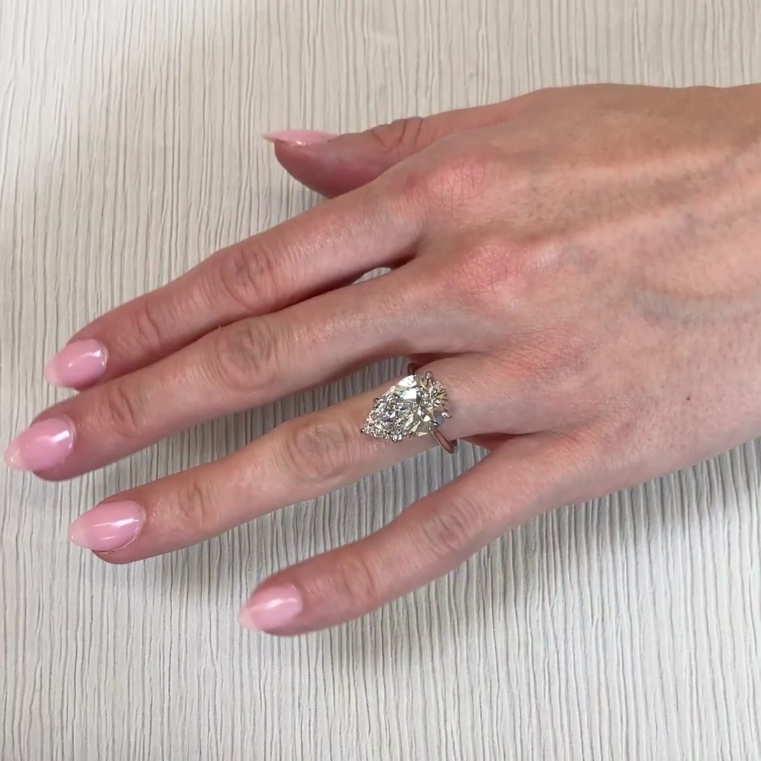 Pear 7.00ct Lab Diamond Solitaire Engagement Ring | IGI | D-E-F | VVS–VS