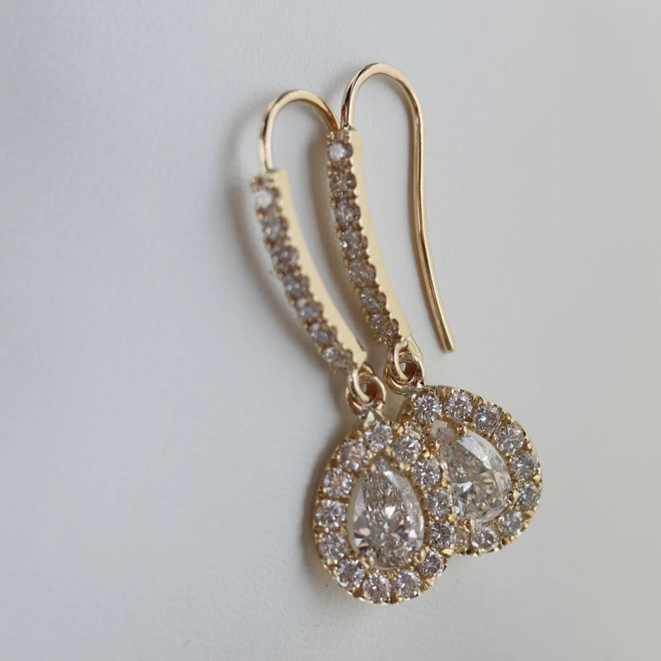 #Color_Yellow Gold