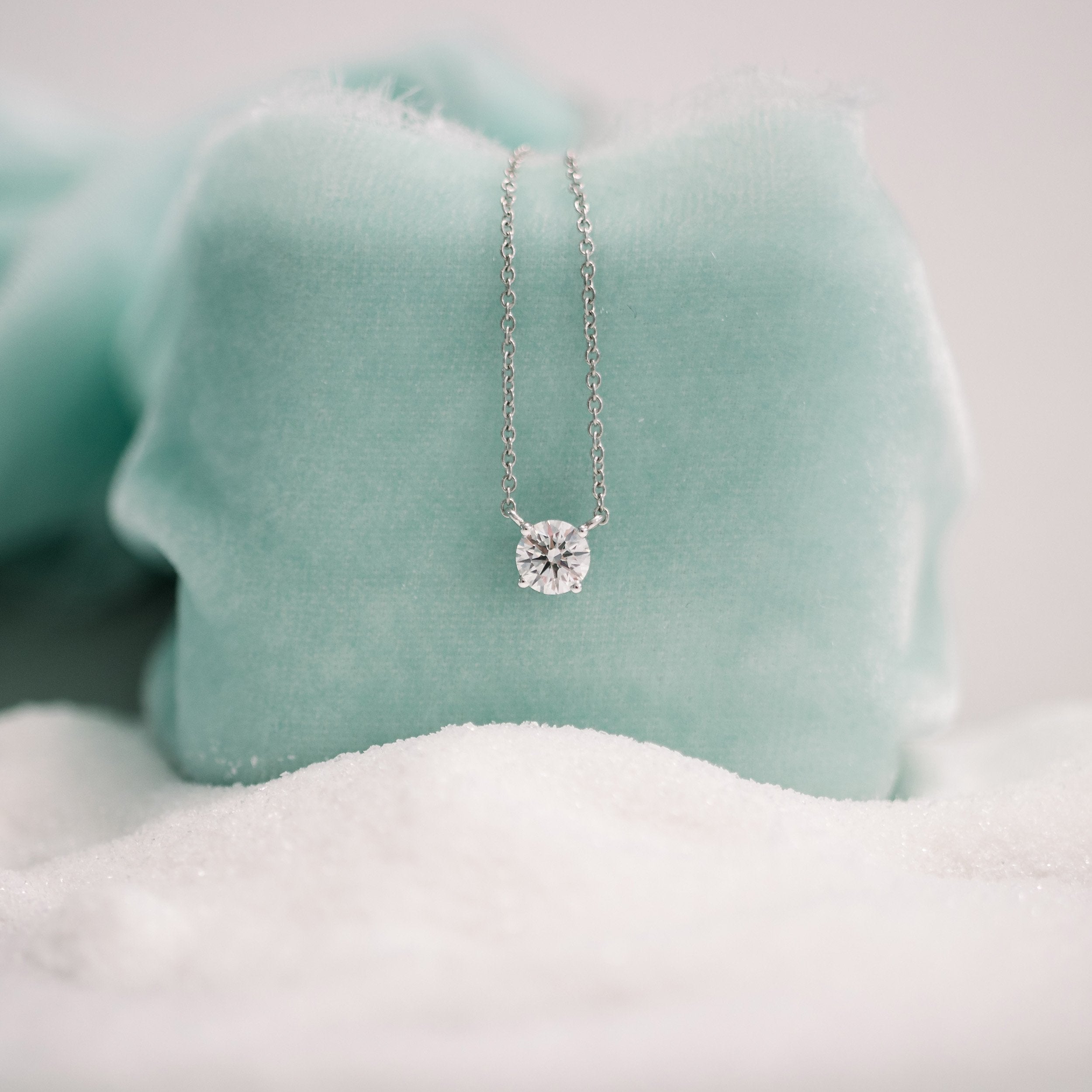 #color_White Gold